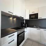 712, Seepark *