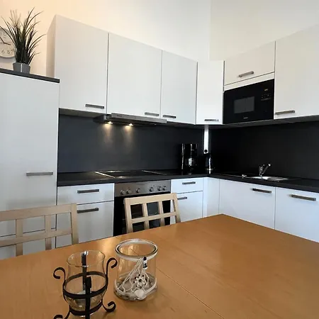 Apartment 712, Seepark *